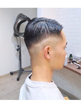ヘアーサロン カヴィエ(hair salon covie) ハイフェード　フェードカット　スキンフェード　バーバスタイル