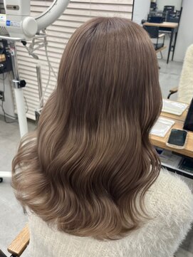 キラ 原宿(KILLA) ココアベージュ/オリーブグレー/小顔/黒髪/クラゲヘアー/原宿