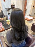 透明感オリーブベージュ