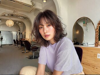 ラファンジュ ヘアー(Rohange hair)の写真/【名駅★3分】艶カラーや低温デジパーのお得なクーポンあり♪プラチナ縮毛矯正+カットもお手頃に◎