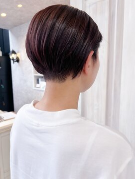 キャアリー(Caary) 福山市美容室Caary刈り上げショートヘアコーラルピンクカラー