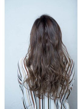 コン(KON) グラデーションフレンチベージュ