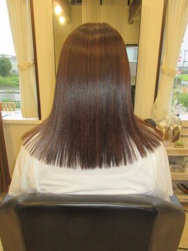 コア フィール ア デイ(COIFFURE A DAY) M3D酸熱融合トリートメント【見附今町】髪質改善