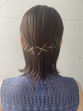 シュリット(schritt) *ヘアアレンジ ゴールドピン* 妹尾