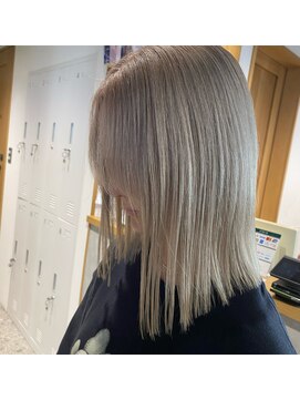 ルーフ 町田店(LUFE) ホワイトベージュ♪ 担当anna