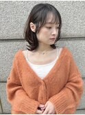 大人黒髪外ハネミディアムレイヤー