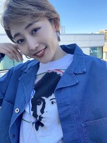 レオニード 表参道(LEONID)&nbsp;ショートスタイル　ケアブリーチハイライト　グレージュ