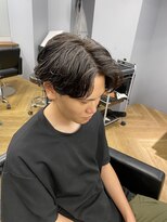 アレス バイ シカ 神戸三宮元町店(ALLES by Cica)&nbsp;スーツ短髪ツーブロック束感黒髪シークレットパーマ流行