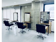 ヘアーメイク シーノ アンド フォーメン(Sino)