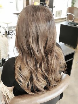 アテバイルイス 喜連瓜破(ATE by luis) グラデーションカラー