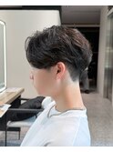 メンズ好印象◎センターパートスタイル