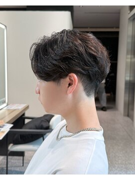 サヴォア(Savoir) メンズ好印象◎センターパートスタイル