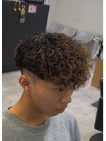 イーラ アメ村店(era) スペインカールパーマ/メンズ/刈り上げ/眉毛/ツイスト