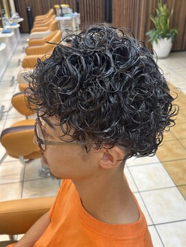 クオリス 上板橋店(QUALIS) 20代30代個性的マッシュくるくるパーマ◎無造作ウェーブ