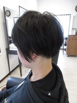 コアフィールフィス(COIFFURE fils) アシンメトリーショートヘア