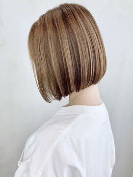 アイティーバイアルバム 松戸店(IT by ALBUM) コントラストハイライトボブ_くびれヘアビタミンカラー_ba334591