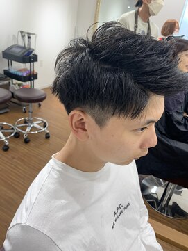 モアナ 逗子(MOANA) 【サロンワークスタイル】ジェットモヒカンスタイル