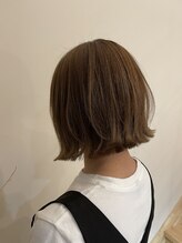 レリコ ニド(Relico-nid) 髪質改善10代20代30代韓国風前髪カットハイライト外はねボブ