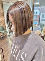 ヘアーアンドメイク ビス(HAIR&MAKE bis) ハイライト×ミニボブ☆ももこ