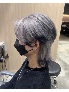 ユーフォリア 新宿通り(Euphoria) ホワイトヘア/10代20代/ウルフ