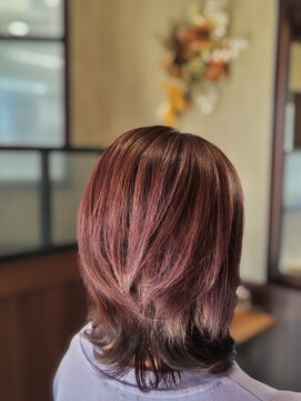 ステラ(Stella) ミディアムレイヤーカット