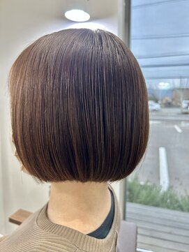 エルパライソ リフォ(Elparaiso Reff) 丸みボブ