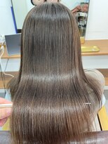 ランプ(Lamp) 縮毛矯正/髪質改善/クリスタライジング ビフォアー&アフター