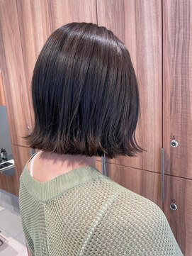 ガリカ 博多(Gallica) 【長まなみ】ぷつっとボブに赤味なしまろやかなオリーブベージュ