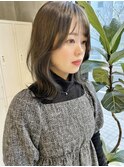 レイヤーボブ　レイヤーカット ミディアムヘア  くびれヘア