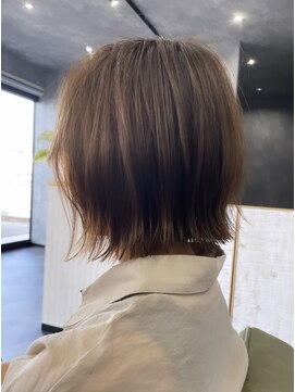 タイ(~tie.) ぱつっと外ハネボブ