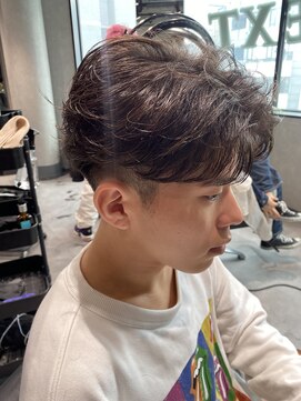 ネクストネオ 静岡(NEXT NEO) NEXT NEO【櫻田】フェザーパーマ　センターパート