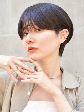 アイドットプラスフェリシア 表参道(i.+FERiCIA.) 20代.30代美髪イメチェン似合わせカットフルバング斜めバング