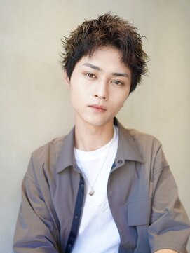 ニコ トウキョウ ロジック(nico TOKYO Logic) 黒髪スパイキーショートアップバンクスーツ社会人20代30代