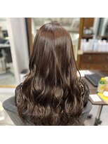 フツーロ 栄(FUTURO) プルエクステ