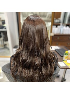 フツーロ 栄(FUTURO) プルエクステ