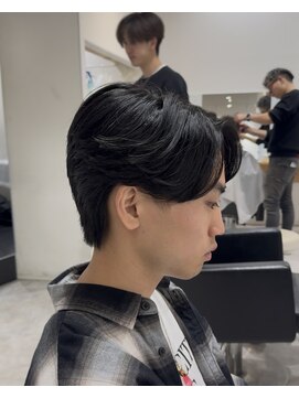 ルーストデラックス 京都河原町三条(ROOST dx) MEN’S HAIR/波巻ツイストスパイラル/フェザーパーマ/京都河原町