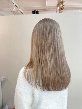 シーバイラヴィズム けやき通り2号店(Sea by LUVISM) ミルクティーベージュ