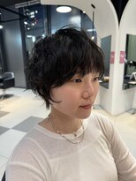 イワイナゴヤ(i i -IWAI NAGOYA-)&nbsp;パーマの残りを活かしたショート