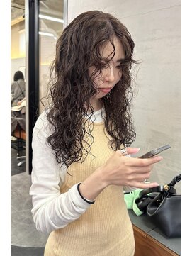 ニール シトロン 名古屋 伏見 丸の内(NEELU citron) 【NEELU_RIE】おしゃれなくるくるパーマ