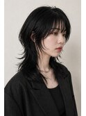 洗練ウルフ×ダークブラック|モードミディアムレイヤーカット