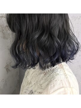 プライズ アイリス 池袋東口店(prize Iris) ブルーアッシュ/ポイントカラー/シースルーボブ【池袋】