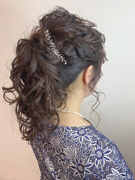 フレイストート(Frais Tout) 大人可愛いゆるふわローポニー