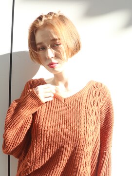 アイティー バイ アルバム 中野店(IT by ALBUM) ラフショートボブ_ウェーブパーマフォギーベージュ耳かけ_7469