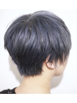 エコモ ヘアー(E Komo hair) ブルーローライトショート
