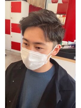 ガジロウ 美容室 蛾次郎 ツーブロ7：3アップバング