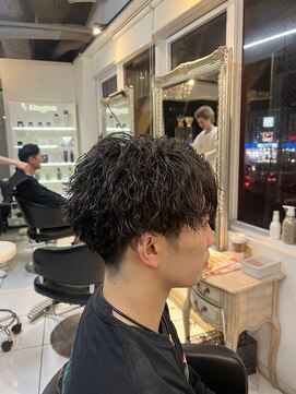 アイズ 海老名(AIZU) ツイストスパイラルパーマ　ツイストパーマ　メンズパーマ