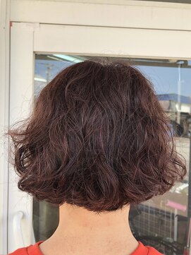 ショコラ(CHOCOLAT) イルミナカラー、ボブパーマ