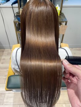アトリエ タキ(atelier.taki)の写真/大人気★リピーター続出の髪質改善トリートメントエステ！髪のダメージにお悩みの方はご相談ください！