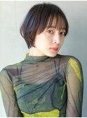 ナチュラルブラウン×耳かけOKの小顔ショートボブ×やわらか前髪