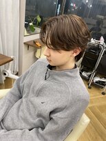 アレス バイ シカ 神戸三宮元町店(ALLES by Cica)&nbsp;スーツ短髪ツーブロック束感黒髪シークレットパーマ流行